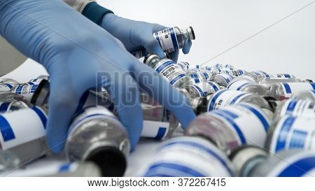 Covid-19 Corona Virus 2019-ncov Vaccine Vials Medicine Drug Bottles Syringe Injection Blue Nitrile S