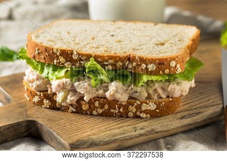 Homemade Fresh Tuna Salad Sandwich