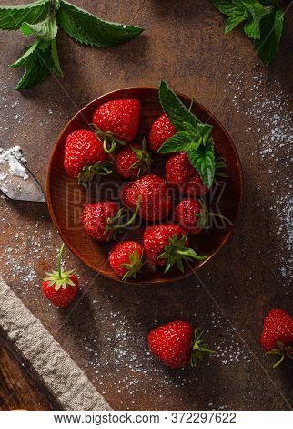 Beutiful And Delish Tartlets