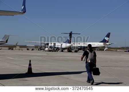 Campinas, Sao Paulo / Brazil - July 30, 2013: Azul Linhas Aereas Atr 72 Aircraft Is Seen At Campinas