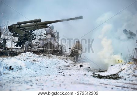 Leningrad Region, Russia - January 22, 2012: The German Gunners During The Second World War To Occup
