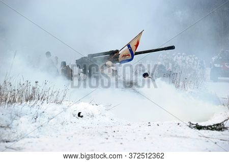 Leningrad Region, Russia - January 22, 2012: The German Gunners During The Second World War To Occup