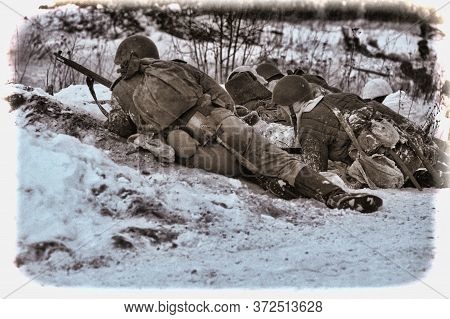 Leningrad Region, Russia - January 22, 2012: The German Gunners During The Second World War To Occup