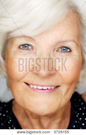 Ritratto di donna Senior