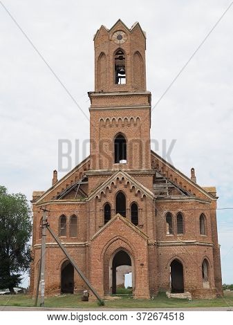 Ruins Of The Ancient Lutheran Church In Saratov, Russia. The Building In 1907 Was Built By The Germa