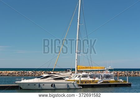 Canet En Roussillon, France: June 21, 2020: Sunny Day In The Tourist Town Of Canet En Roussillion In