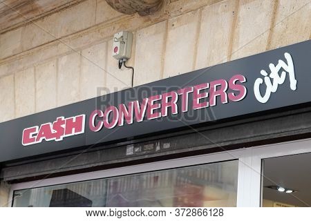 Bordeaux , Aquitaine / France - 11 19 2019 : Cash Converters City Logo Store Street Sign Of Cash Con