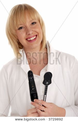 Docela usměvavá optik nebo optik