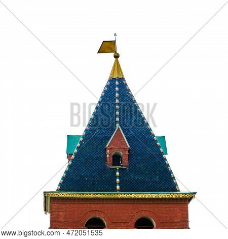 Taynitskaya Tower - Kremlin Central Tower Of The Southern Wall - Kremlin, Moscow, Russia In June 201