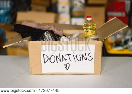 Donation Food And Cloting For Refugees, Support Of War Victims, Helping People, Charity. Humanitaria