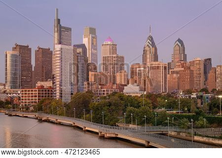 Philadelphia Downtown Skyline With The Schuylkill River. Beautiful Sunset Light. Schuylkill River Tr