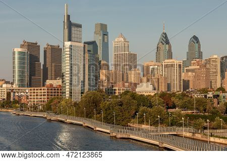 Philadelphia Downtown Skyline With The Schuylkill River. Beautiful Sunset Light. Schuylkill River Tr