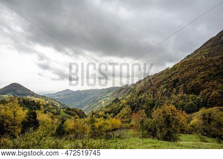 2022 10 23 Durlo Multicolored Valleys 11