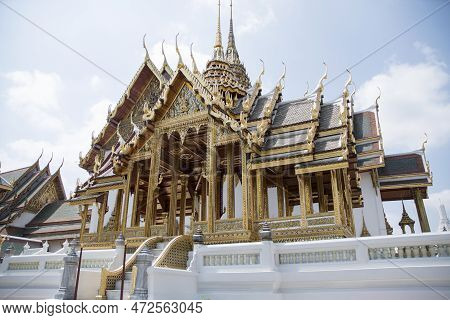 Phra Tinang Aporn Phimok Prasat Pavilion In The Grand Palace In Bangkok. The Palace Has Been The Off