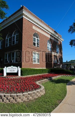 Villa Park, Usa - June 28, 2013: Village Hall Municipal Building In Villa Park, A Village In Dupage 