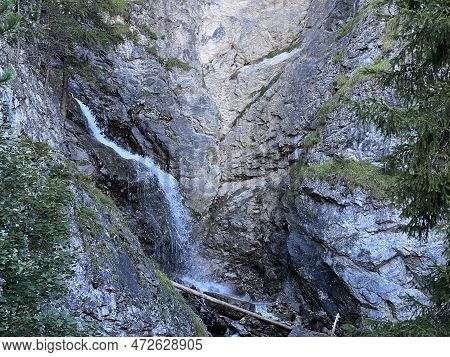 Waterfall On The Selabach Stream Or Selabach Waterfall (selabachfall), Alvaneu Bad (alvagni Bogn) - 