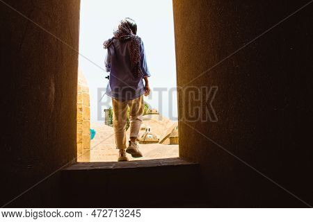 Kashan, Iran - 29th June, 2022: Famous Rooftop Domes And Art In Hot Bathing Hall (garmkhaneh) At Sul