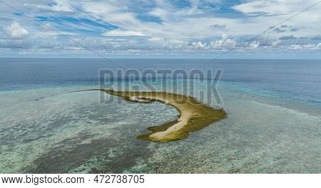 Islet On A Coral Reef. Atoll In The Sea. Tun Sakaran Marine Park. Borneo, Sabah, Malaysia.