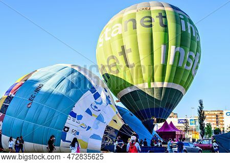 Igualada, Barcelona, July 07 De 2022. 26th European Balloons Festival. Concentration Of Hot Air Ball