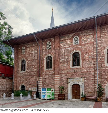 Istanbul, Turkey - August 30, 2022: Courtyard Of Arap Mosque, Or Arap Camii, Formerly A Roman Cathol
