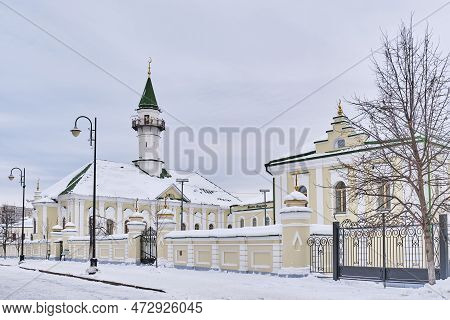 Al Marjani Mosque Of 18th, Example Of Traditional Tatar Architecture. Winter Cityscape. Staro-tatars