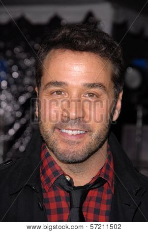 Jeremy Piven  at 