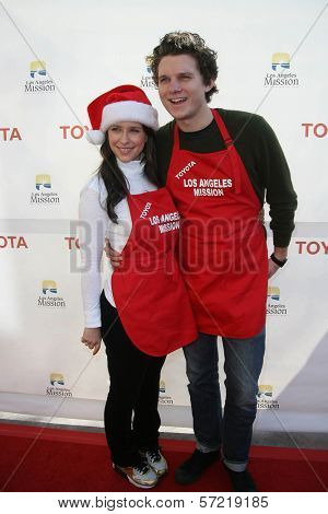 Jennifer Love Hewitt, Alex Beh at the Christmas Eve For Homeless Served at Los Angeles Mission, Los Angeles, CA. 12-24-10
