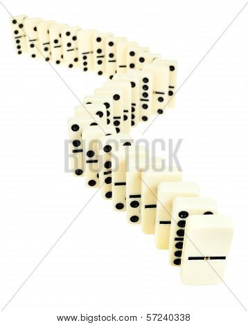 Winding Line From Domino Tiles