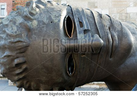 Sculpture by Igor Mitoraj 