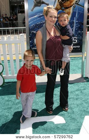 Melissa Joan Hart at the 