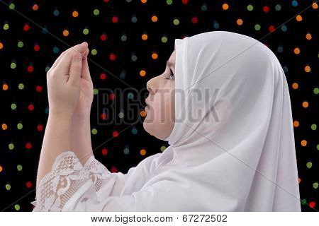Young Muslim Girl Prayer