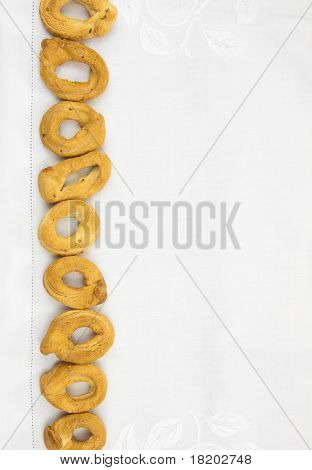 厨房桌布背景与 A 行的 Taralli，好副本空间的文本