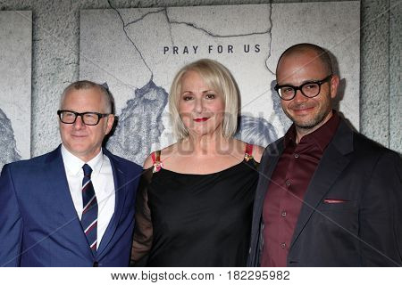 LOS ANGELES - APR 4:  Tom Perotta, Mimi Leder, Damon Lindelof at the Premiere Of HBO's 