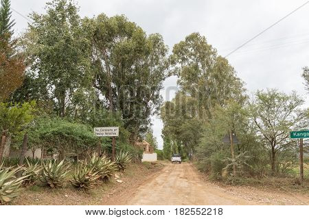 KRUISRIVIER SOUTH AFRICA - MARCH 24 2017: The start of the road between Kruisrivier and Calitzdorp