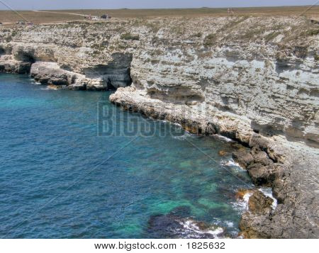 美しい海岸。西部のクリミア自治共和国。