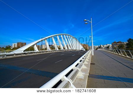 Valencia Alameda exposicion bridge on Turia river park