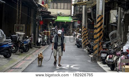 Monga, This Name Wanhua, The Birthplace Of Taipei City, The Oldest City Street In The Shade Hat Kitc