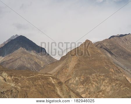 Beautiful Mountainscape Along The Karakoram Highway In Pakistan