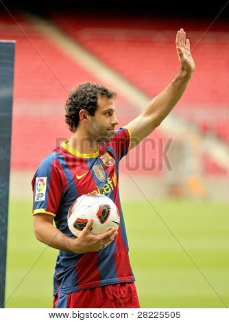 BARCELONA-30 de agosto: Futbol Club Barcelona novo internacional argentino Javier Mascherano durante 