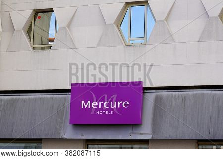 Bordeaux , Aquitaine / France - 08 16 2020 : Mercure Hotel Board Sign On Entrance With Text Logo
