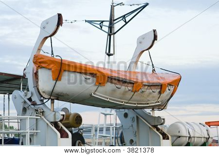 Barco de resgate no guincho