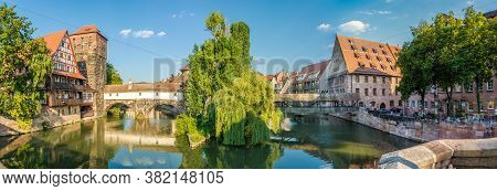 Nuremberg,germany - August 08,2020 - View At The Henker Bridge Over Pegnitz River In Nuremberg. Nure