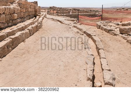 Shivta - A National Park In Southern Israel, Includes The Ruins Of An Ancient Nabatean City In The N