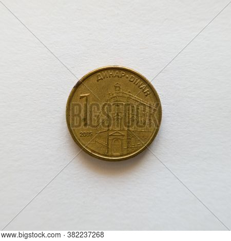 Bosnia And Herzegovina - April 27, 2020: Front Of One Dinar Coin, Rsd Symbol, Currency Of The Republ