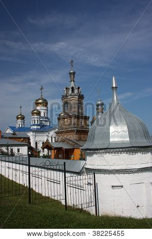 Tšuvassian tasavalta, Venäjän Tsivilsk. Virgin Tihvinin Luostaria.