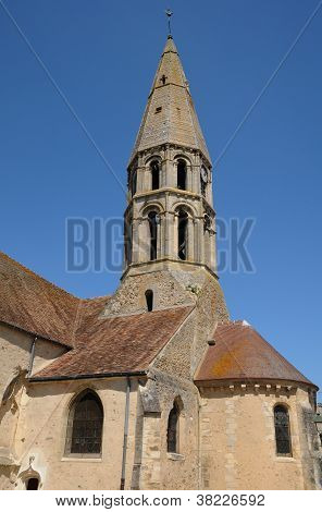 Francie, kostel Orgeval