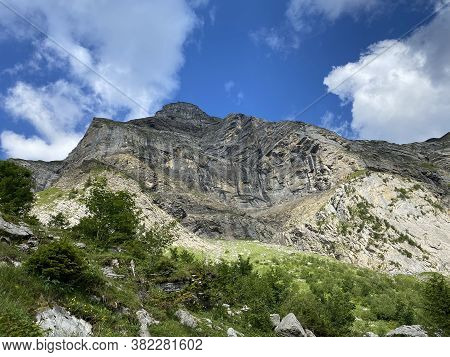 Alpine Peak Haupt Or Brünighaupt (bruenighaupt Oder Brunighaupt) In The Uri Alps Mountain Massif, Me