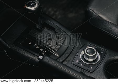 Novosibirsk/ Russia - August 25  2020: Mazda Cx-5, Close-up View Of The Automatic Gearbox Lever. Int