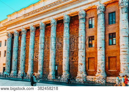 Rome, Italy - May 09, 2017 : The Temple Of The Divine Adrian( Il Tempio Di Adriano) With People On S