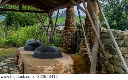 Seosan, South Korea; August 14, 2020: For Editorial Use Only.old Fashioned Cooking Cauldrons Set In 